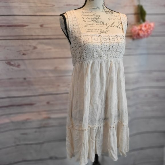 UO Out from Under Classic White Lace Dress - Picture 6 of 6